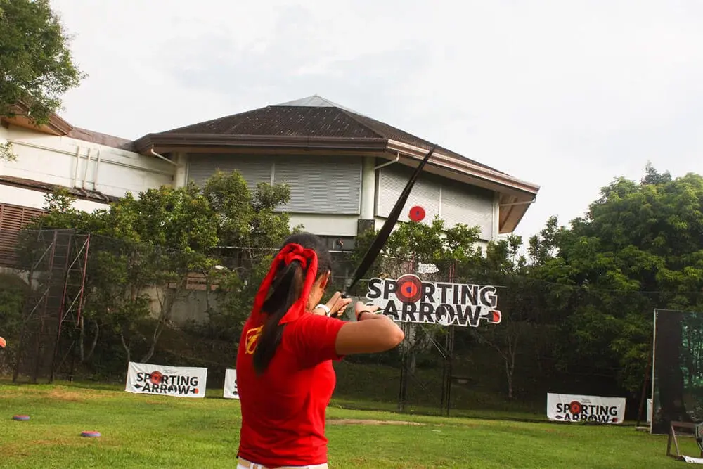 Sporting arrow activity