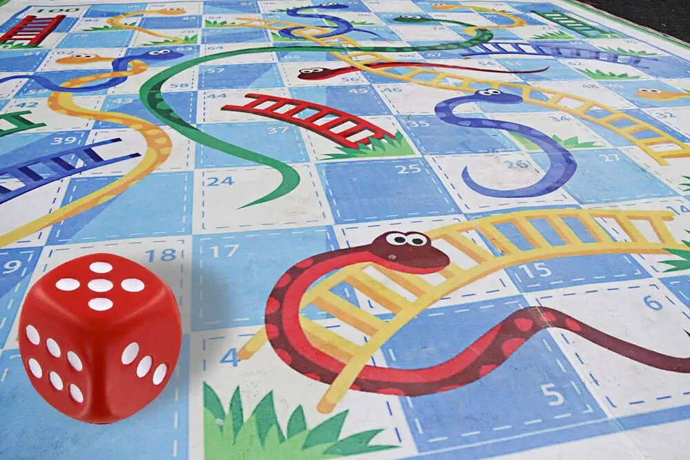Supersized snakes and ladders