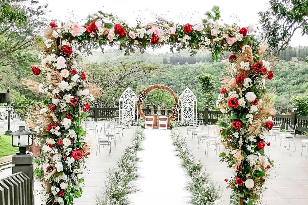 Country Club Trellis setting